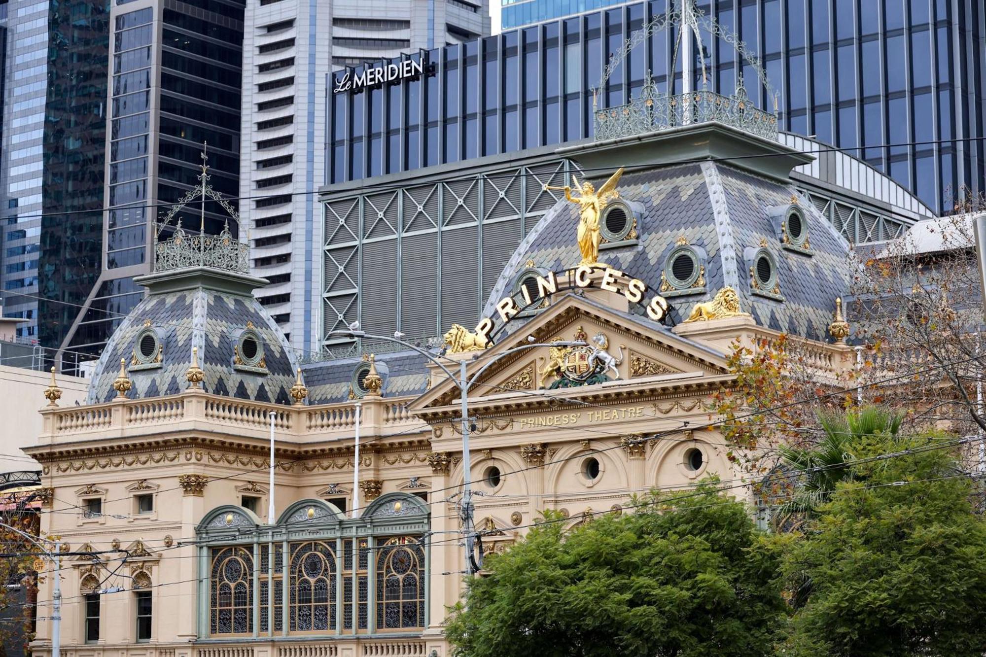 The Victoria Hotel Melburne Exterior foto